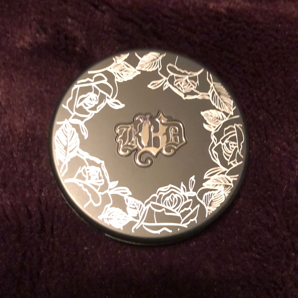 KatVon D pressed powder foundation